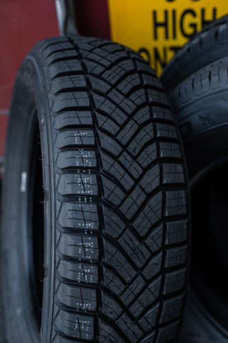 фото протектора и шины Commercio 4 Seasons Шина Sailun Commercio 4 Seasons 195/75 R16C 110/108R